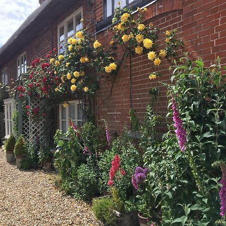 Chapel Cottage Pewsey Exterior photo